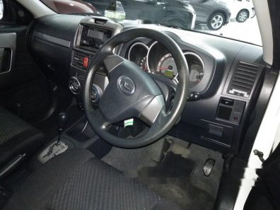 Daihatsu Terios EXTRA X 2016 SUV dijual-1