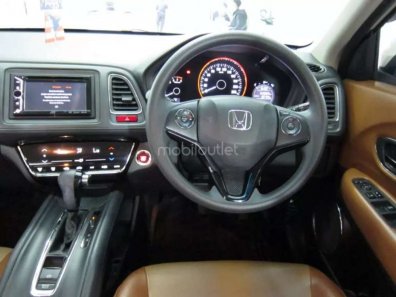 Jual Honda HR-V 2015 kualitas bagus-1