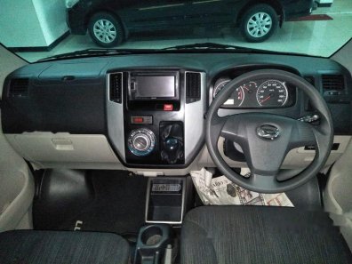 Jual Daihatsu Luxio 2014 termurah-1