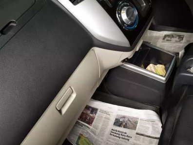 Jual Daihatsu Luxio 2019 kualitas bagus-1