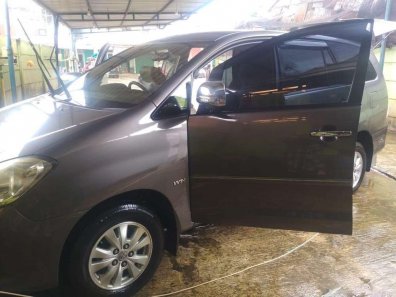 Jual Toyota Kijang Innova V 2010-1