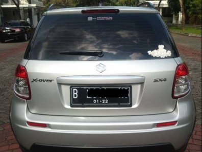 Suzuki SX4 X-Over 2011 Crossover dijual-1