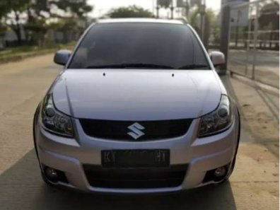 Suzuki SX4 X-Over 2011 Crossover dijual-1