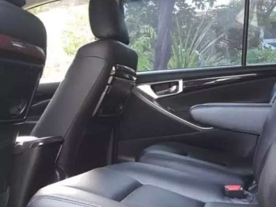 Toyota Kijang Innova Q 2015 MPV dijual-1