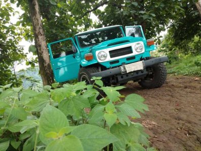 Jual Toyota Land Cruiser kualitas bagus-1