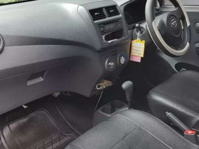 Daihatsu Ayla M 2014 Hatchback dijual-1