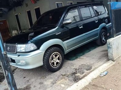 Butuh dana ingin jual Toyota Kijang LGX 2000-1