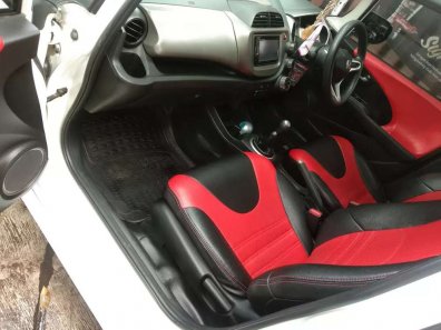 Honda Jazz RS 2014 Hatchback dijual-1
