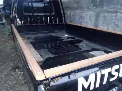 Butuh dana ingin jual Mitsubishi L300 1995-1