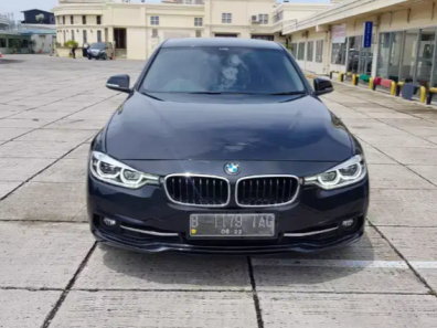 Jual BMW 3 Series 2016 320i di DKI Jakarta-1