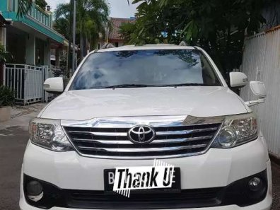 Jual Toyota Fortuner 2012, harga murah-1