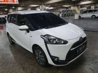 Jual Toyota Sienta V 2019-1