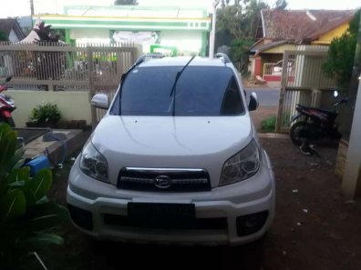 Butuh dana ingin jual Daihatsu Terios TX ADVENTURE 2013-1