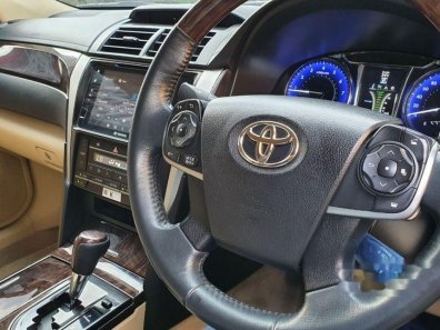 Jual Toyota Camry V 2015-1