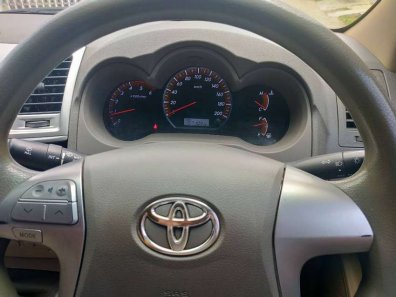 Jual Toyota Hilux 2012 kualitas bagus-1
