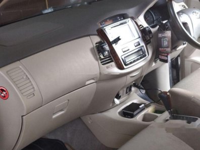 Jual Toyota Kijang Innova V Luxury 2013-1