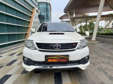 Jual Toyota Fortuner 2015 termurah-1