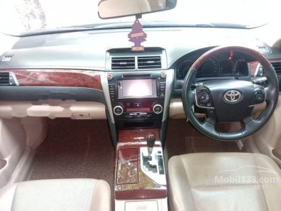 Jual Toyota Camry V 2013-1