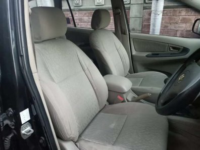 Jual Toyota Kijang Innova 2009 termurah-1