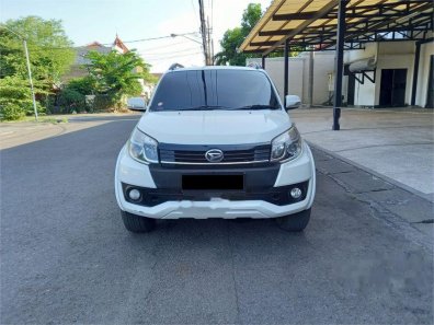 Butuh dana ingin jual Daihatsu Terios ADVENTURE R 2016-1