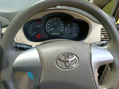 Jual Toyota Kijang Innova 2012 kualitas bagus-1