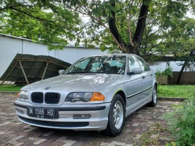 Jual BMW 3 Series Sedan 2000 di Sumatra Utara-1