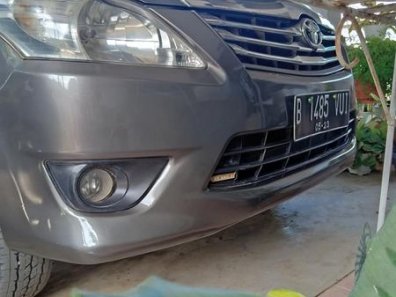 Jual Toyota Kijang Innova 2012, harga murah-1