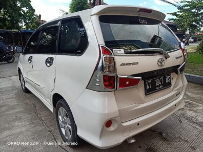 Butuh dana ingin jual Toyota Veloz 1.3 A/T 2015-1