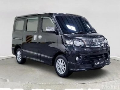 Jual Daihatsu Luxio X 2019-1