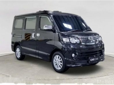 Jual Daihatsu Luxio 2019, harga murah-1