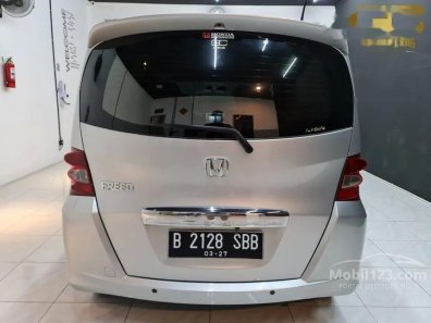 Honda Freed E 2012 MPV dijual-1