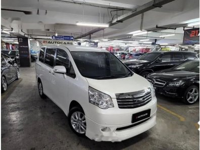 Jual Toyota NAV1 V Limited 2016-1