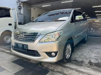 Jual Toyota Kijang Innova 2012, harga murah-1