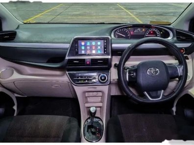 Jual Toyota Sienta V kualitas bagus-1