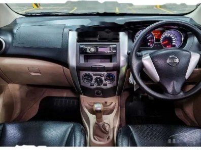 Jual Nissan Grand Livina 2015, harga murah-1