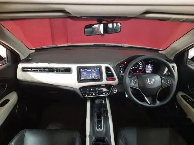 Honda HR-V Prestige 2015 SUV dijual-1