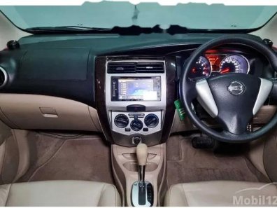 Jual Nissan Grand Livina 2015 termurah-1