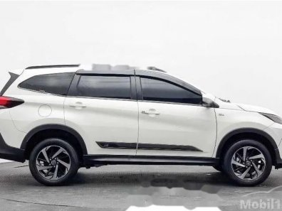 Butuh dana ingin jual Toyota Rush S 2022-1