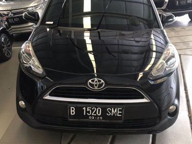 Jual Toyota Sienta 2017 V di DKI Jakarta Java-1