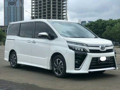 Jual Toyota Voxy 2018 2.0 A/T di DKI Jakarta Java-1