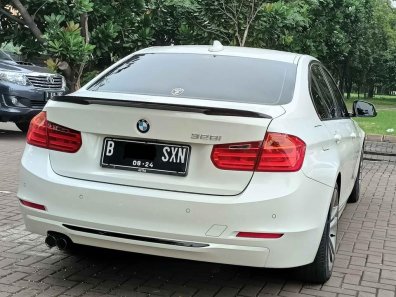 Jual BMW 3 Series 2014 328i di DKI Jakarta Java-1