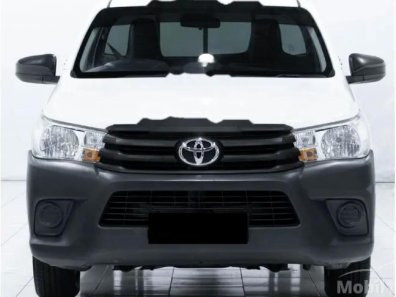 Butuh dana ingin jual Toyota Hilux 2018-1