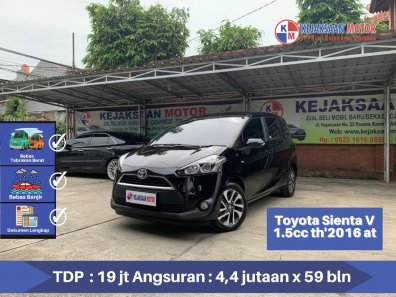 Jual Toyota Sienta 2016 V di DKI Jakarta-1