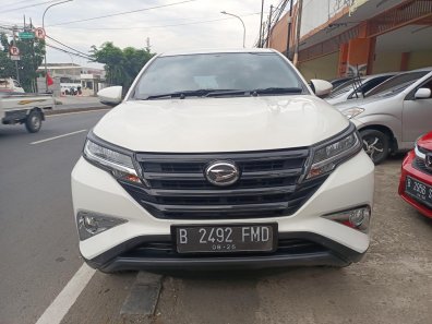 Jual Daihatsu Terios 2019 X M/T di Jawa Barat-1