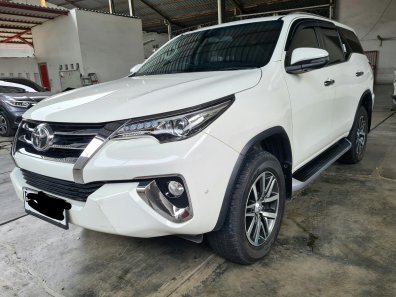 Jual Toyota Fortuner 2017 2.4 VRZ AT di Jawa Barat-1