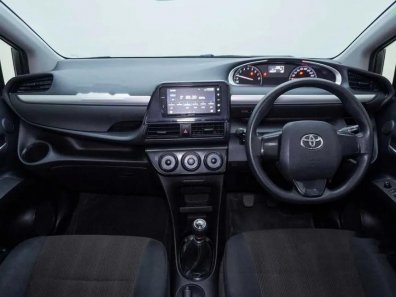 Jual Toyota Sienta 2017, harga murah-1