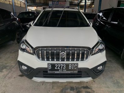Jual Suzuki SX4 S-Cross 2019 MT di DKI Jakarta-1