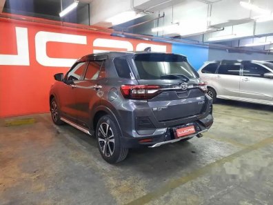 Butuh dana ingin jual Daihatsu Rocky 2021-1