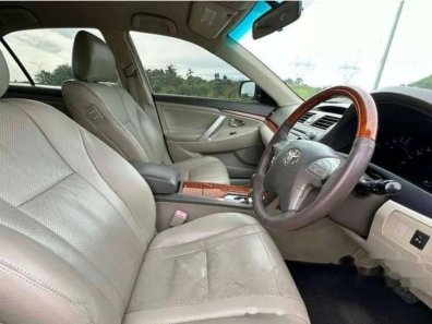 Toyota Camry V 2011 Sedan dijual-1