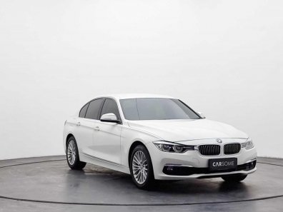 Jual BMW 3 Series Sedan 2018 di DKI Jakarta-1